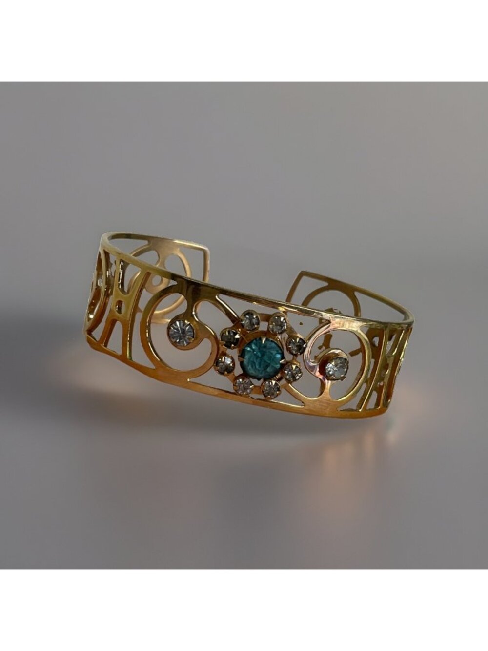 Vtg Blue Clear Rhinestone Flower Open Cuff Bracelet Open Work Gold-Tone 6.75”